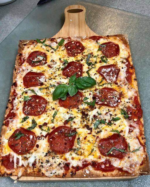 6 pts for the entire pizza
