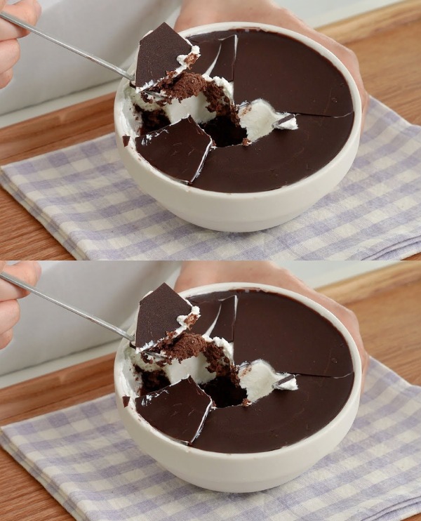 3-Minute Flourless Banana Chocolate Mug Cake