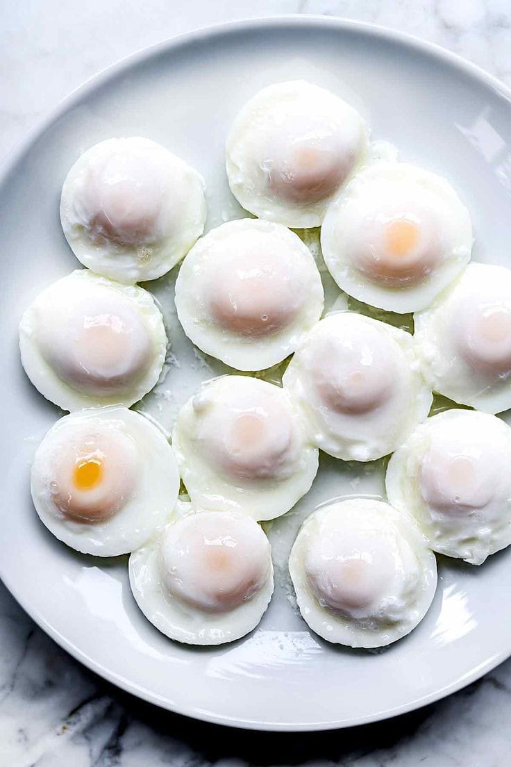 Air fryer poached eggs 1