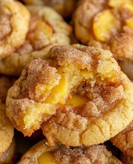 Irresistible Peach Cobbler Cookies