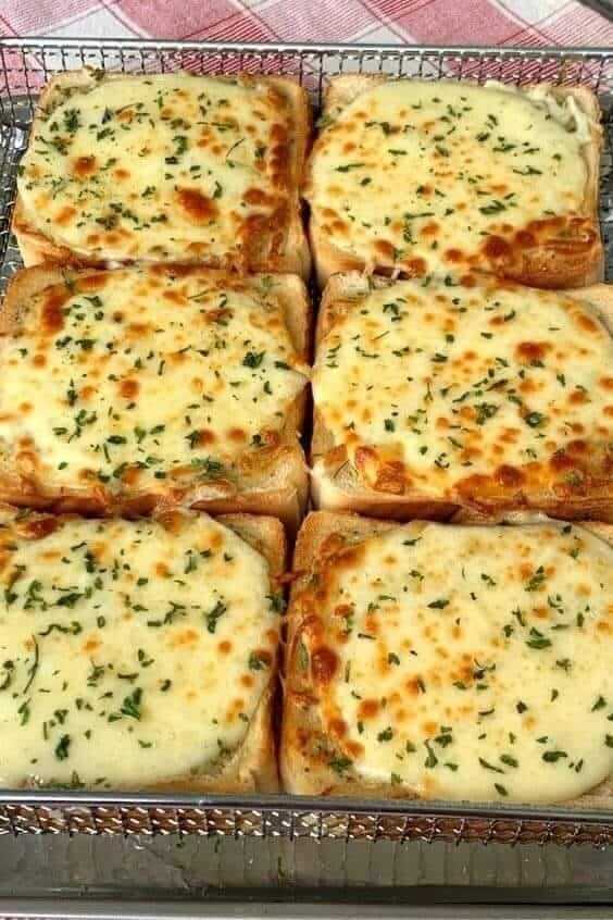 Easy Cheesy Texas Toast