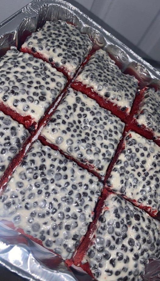 Cookies & Cream Red Velvet Brownies