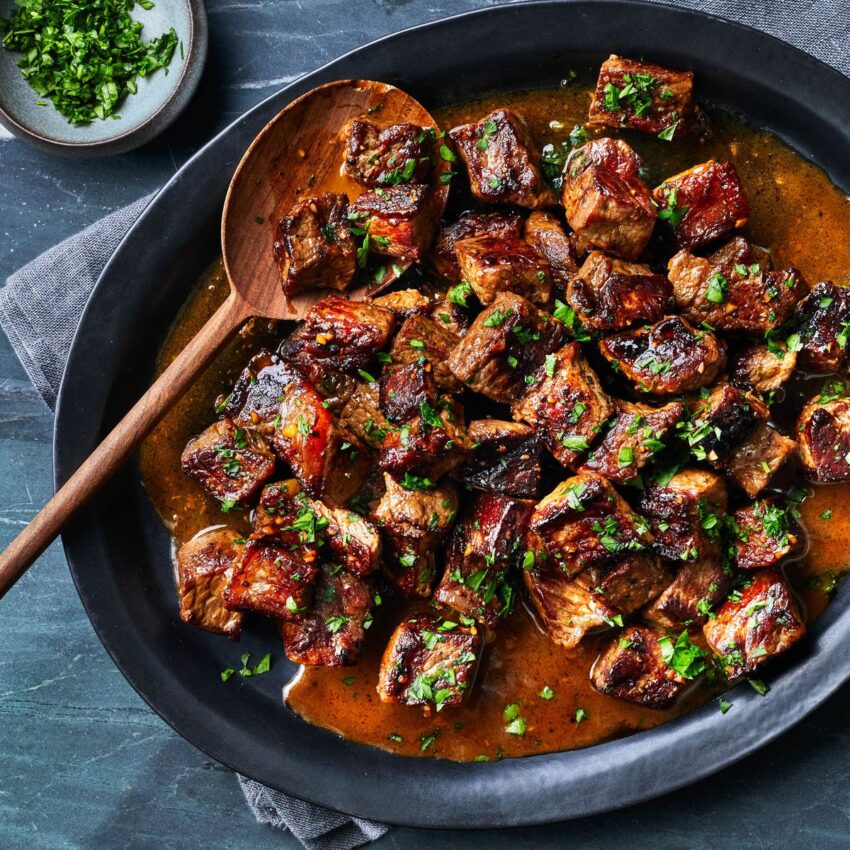 Garlic-Butter Steak Bites 1