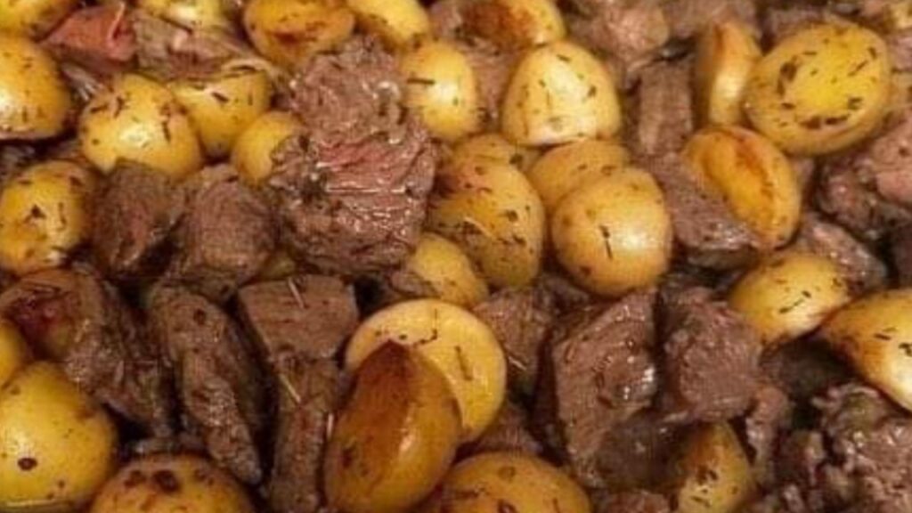 Garlic Butter Steak and Potatoes Skillet!! 1