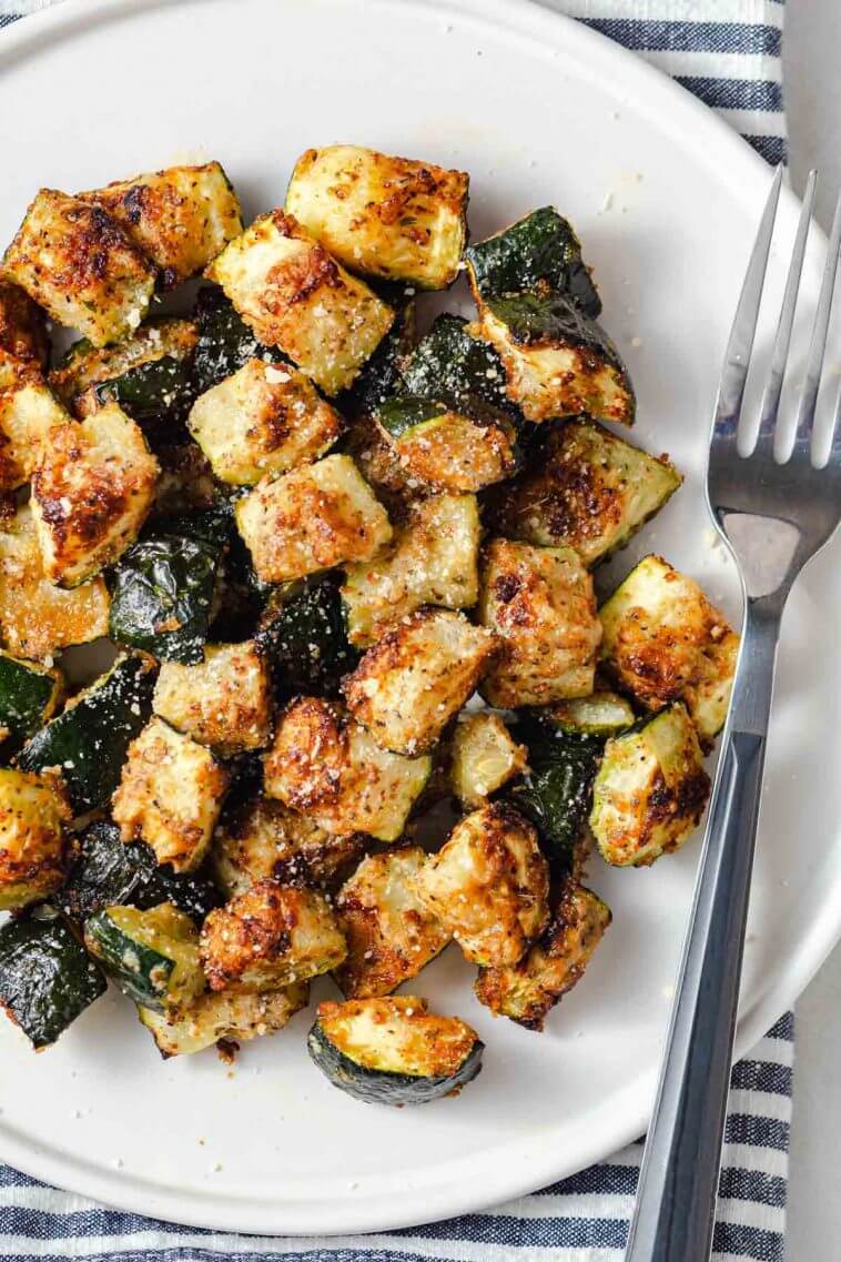 Air Fryer Parmesan Zucchini 1