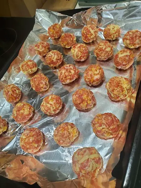 carnivore sausage balls 1