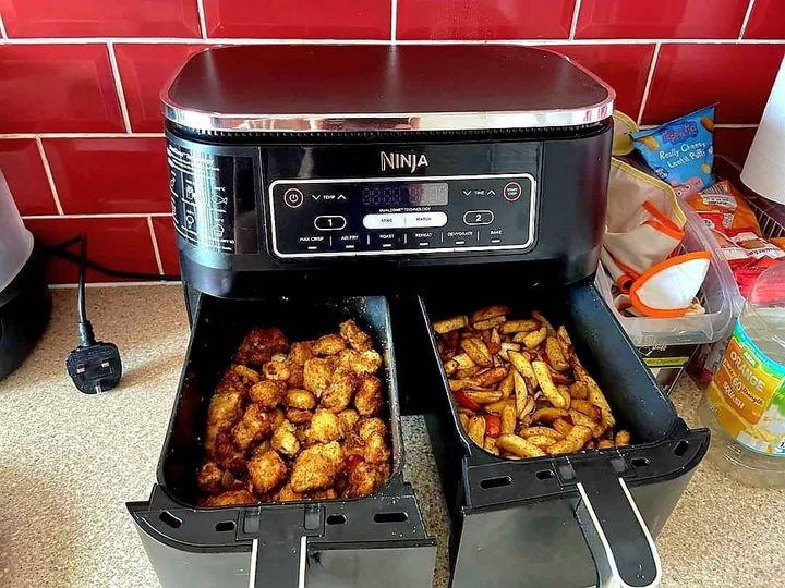Air fryer Chinese salt pepper chicken and salt pepper chips 1