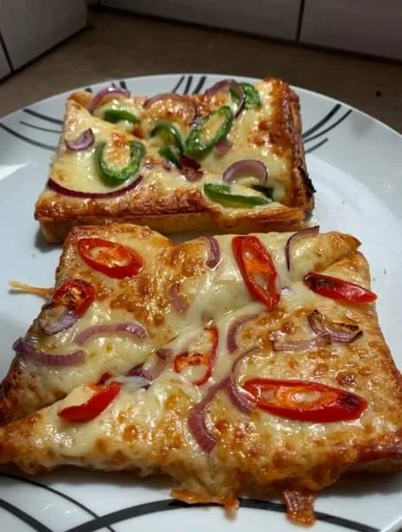 pizza toast in the air fryer 1