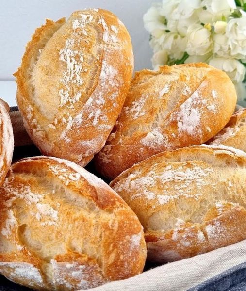 Crusty Mini Baguettes: A Taste of France in Your Kitchen