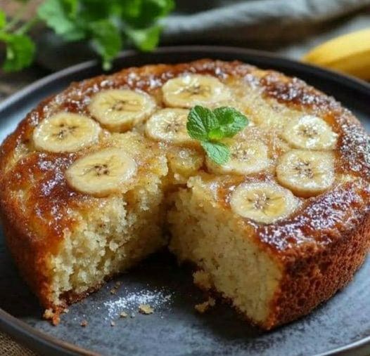 Moist banana cake 