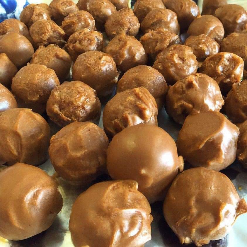 Covered Peanut Butter Balls in Chocolate 1