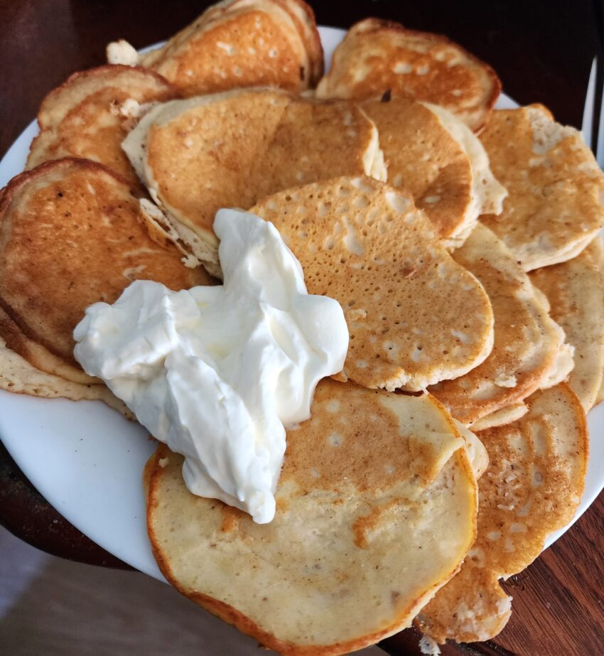 Chicken pancakes with sour cream 1