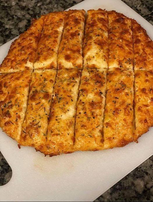 Delicious Air-Fried Cheese Crust! 1