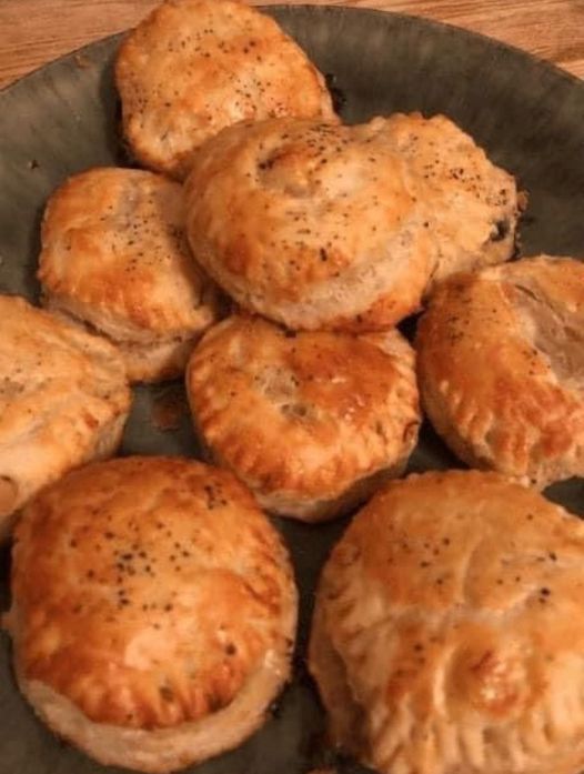 Chicken Pot Pie Biscuits: 1