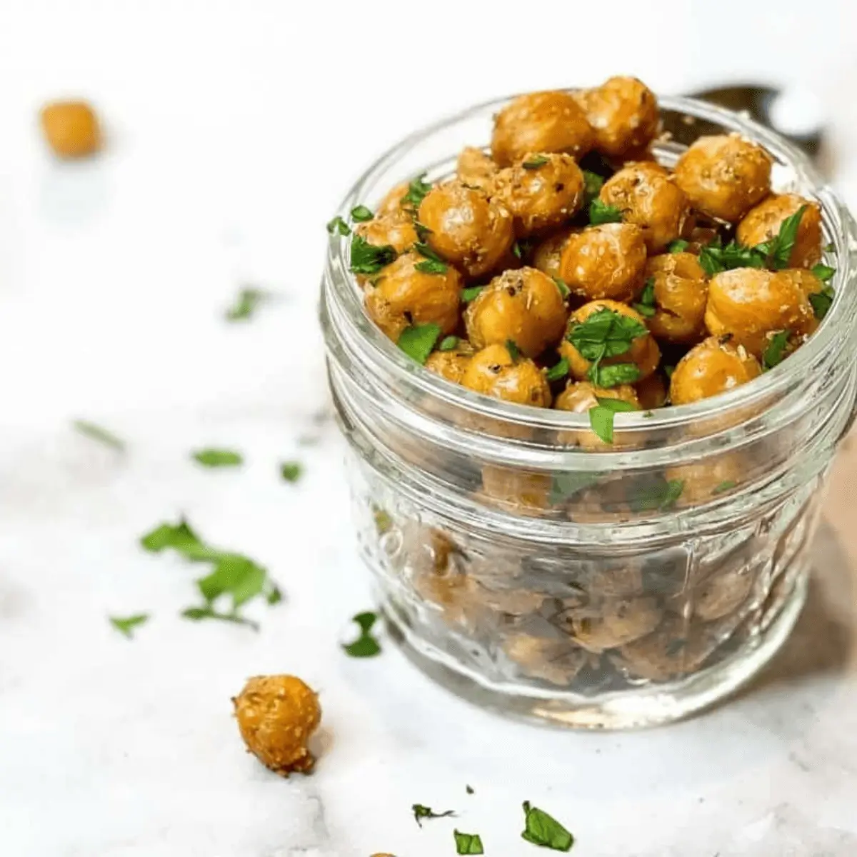 Air Fryer Garlic and Herb Roasted Chickpeas 1