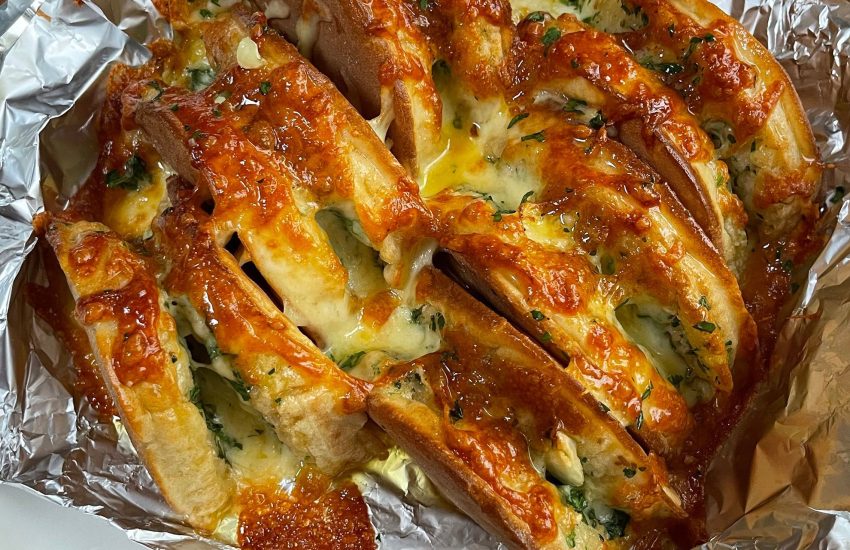 Air fryer crumpet garlic bread 1