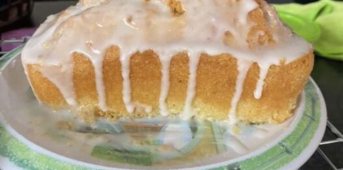 Air Fryer Lemon Drizzle Cake 1