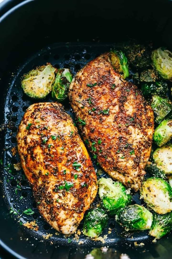 Delicious and Juicy Air Fryer Chicken Breast Recipe 1