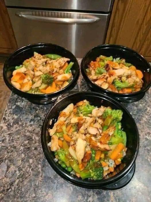 Zero carb chicken stir fry bowls 1