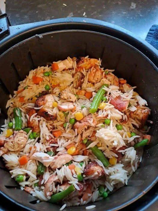 chicken fried rice in an air fryer 1