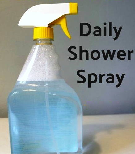 HOMEMADE DAILY SHOWER CLEANER SPRAY 1