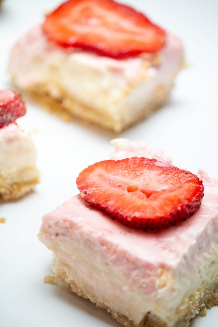 Air Fryer Strawberry Cheesecake Bars 7