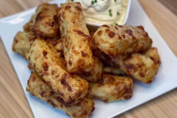 Air fryer French Onion Potato Bars 1