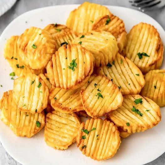 Accordion potatoes in an air fryer 4