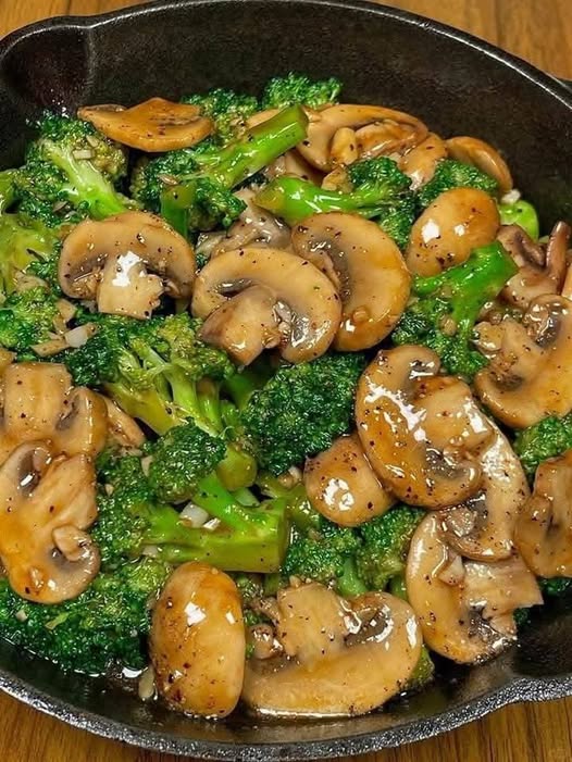 Broccoli and Mushroom Stir Fry 7 Broccoli and Mushroom Stir Fry