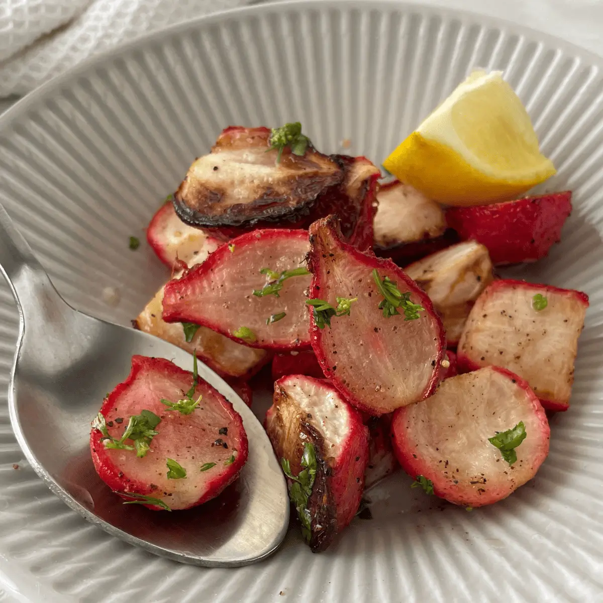 Easy Roasted Air Fryer Radishes 1