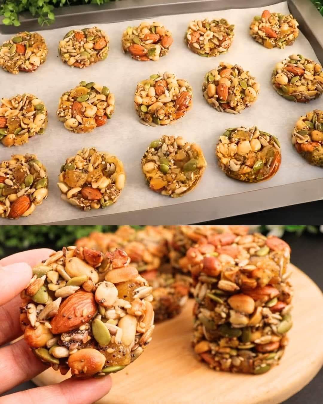 Energy-Boosting Nut and Seed Cookies 1 Energy-Boosting Nut and Seed Cookies