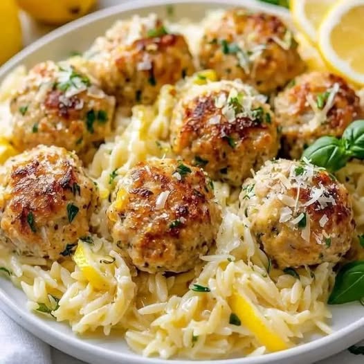 Lemon Garlic Chicken Meatballs with Creamy Orzo 1
