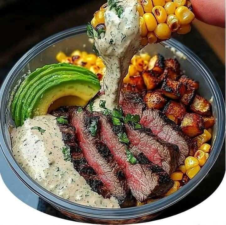 Steak, Avocado, and Roasted Corn Bowl with Cilantro Cream Sauce 1