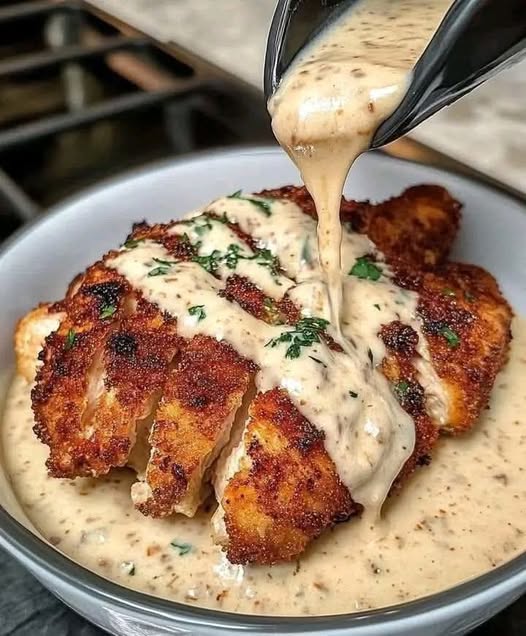 Crispy Parmesan Crusted Chicken With Creamy Garlic Parmesan Sauce Crispy Parmesan Crusted Chicken With Creamy Garlic Parmesan Sauce
