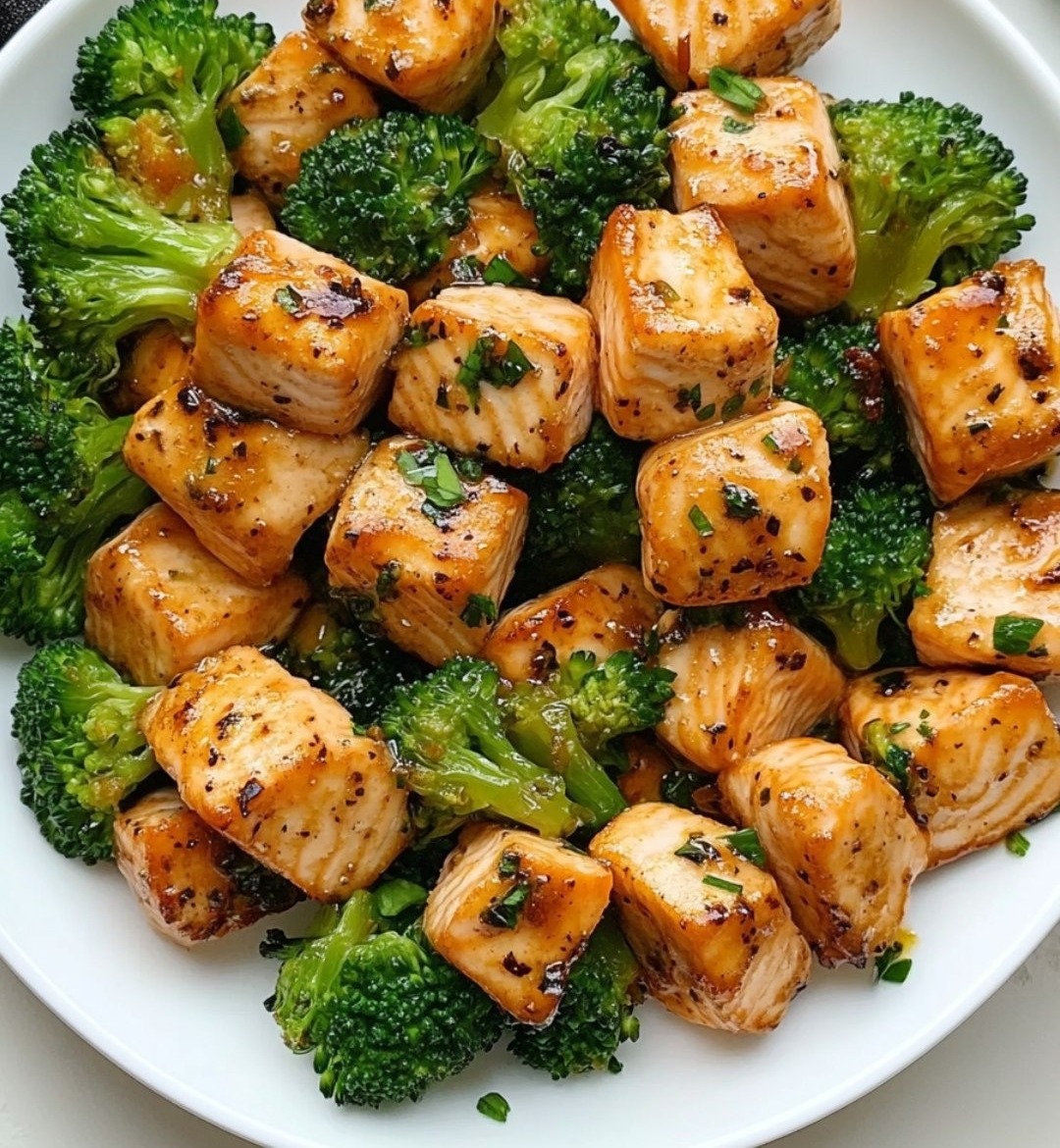 Salmon Bites with Broccoli 1