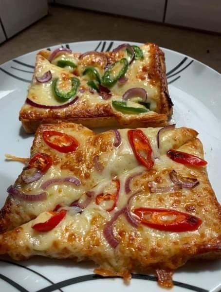 Air Fryer Pizza Recipe 1