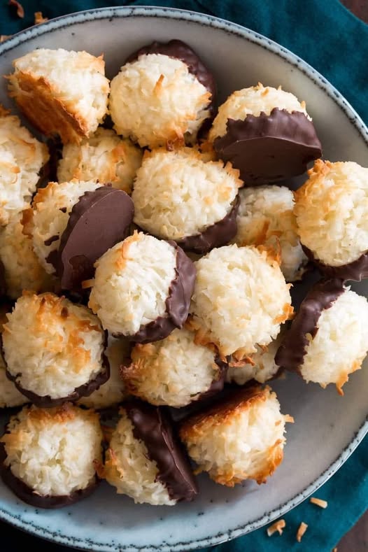 Air Fryer Coconut Macaroons 1