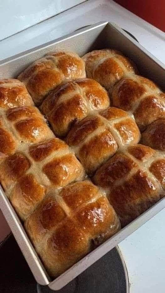 Air Fryer Hot Cross Buns 1