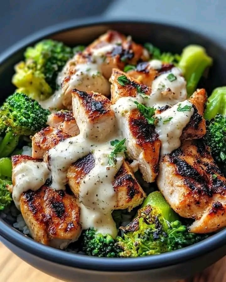 Grilled Chicken & Broccoli Bowl with Garlic Parmesan Sauce  1