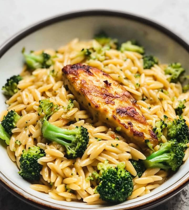 One Pan cheesy broccoli and orzo 1