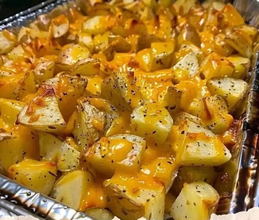Mediterranean-Style Cheesy Roasted Potatoes 1