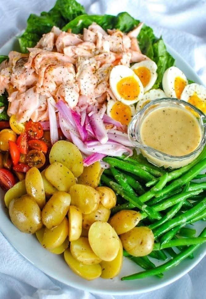 Salmon Nicoise Salad 1