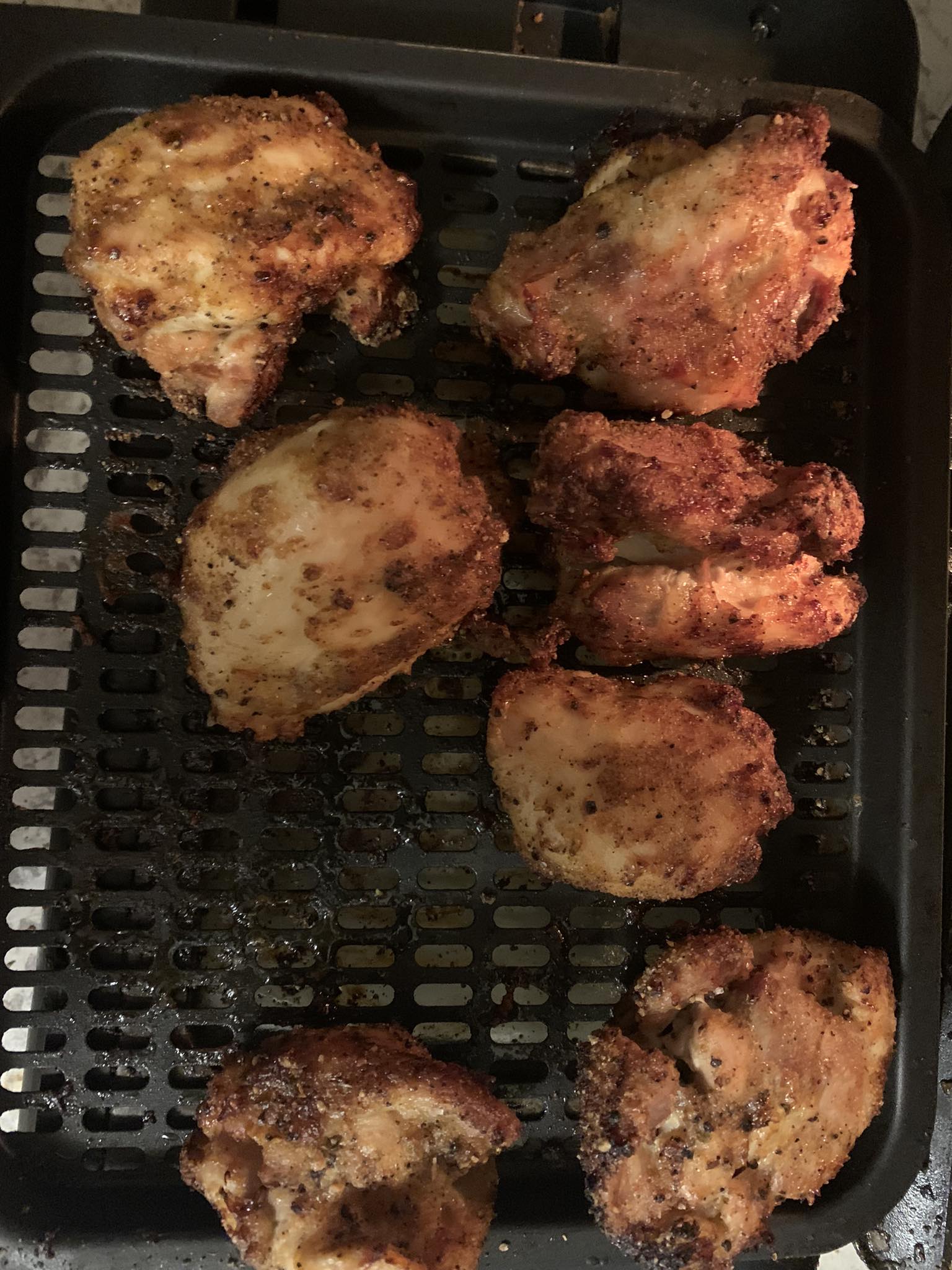 Air Fryer Country-Rubbed Boneless Skinless Chicken Thighs 1