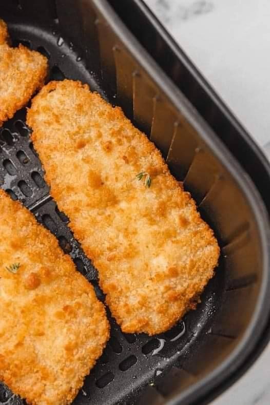 Crispy Frozen Fish Fillets in the Air Fryer 1