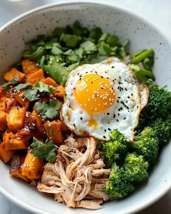 Mediterranean Sweet Potato Chicken Protein Bowl 1