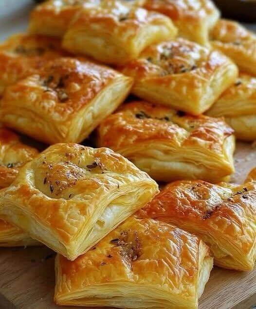 Cream Cheese and Herb Puff Pastry Squares Recipe 1