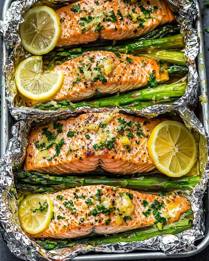 Mediterranean Lemon Garlic Salmon Foil Packs 1