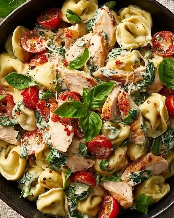 Mediterranean Bruschetta Chicken Tortellini Pasta Salad 1