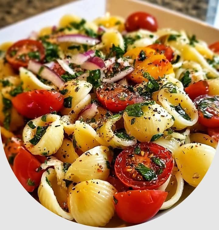 Mediterranean Bruschetta Pasta Salad 1