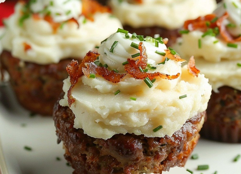 Mediterranean Mini Meatloaf Muffins with Mashed Potato Frosting 1